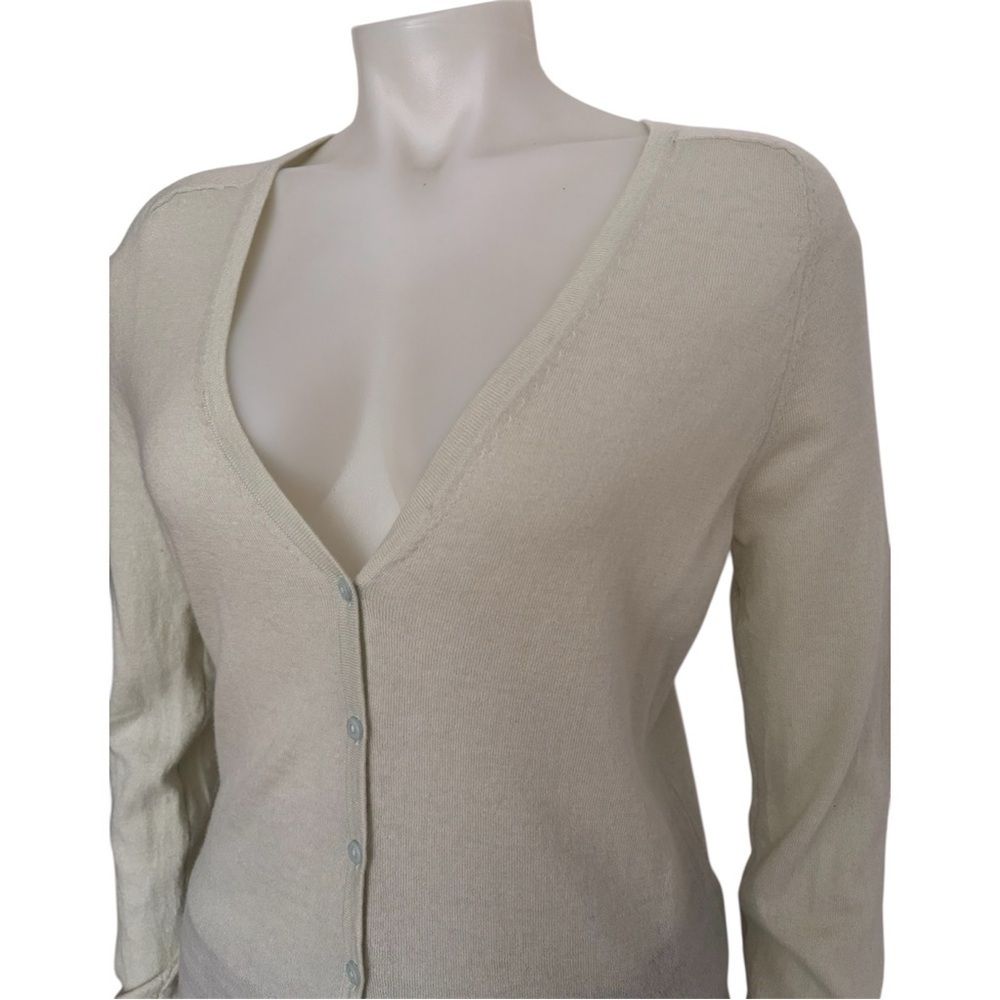 Lord & Taylor 100% Cashmere Cardigan Sweater Pale Green Large - Picture 2 of 6